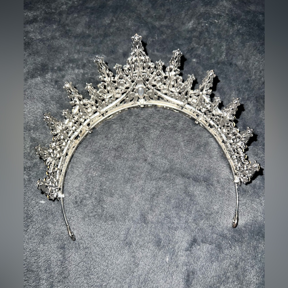 Silver Rhinestone Tiara - Picture 2 of 5
